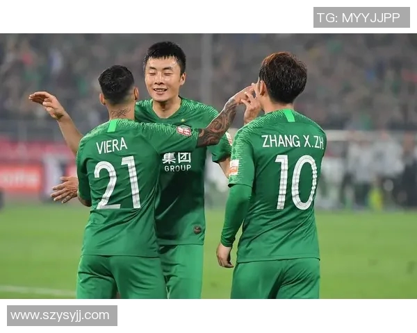 李磊专访:从青涩少年到篮球巨星的成长之路与心路历程 李磊专访:从青涩少年到篮球巨星的成长之路与心路历程