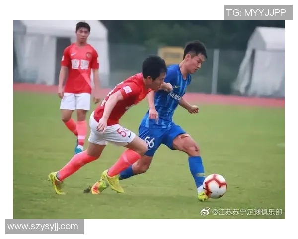 南京足球队与成都足球队赛后分析:个人能力的较量与启示 南京足球队与成都足球队赛后分析:个人能力的较量与启示