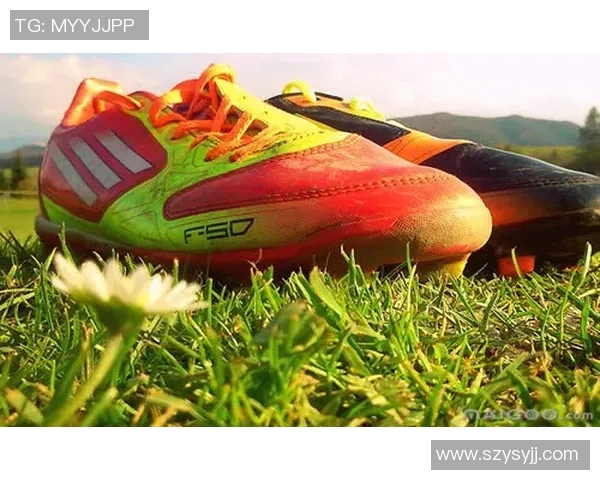 足球明星们的足球鞋选择揭秘各大品牌与款式的背后故事 足球明星们的足球鞋选择揭秘各大品牌与款式的背后故事