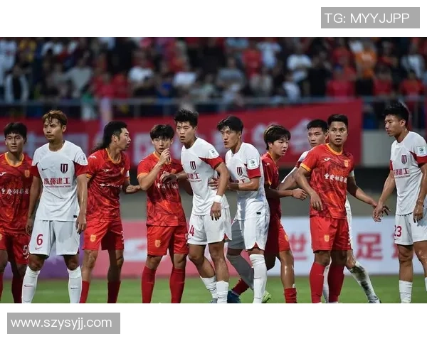 成都足球队状态引发热议球迷对表现褒贬不一的背后原因分析 成都足球队状态引发热议球迷对表现褒贬不一的背后原因分析