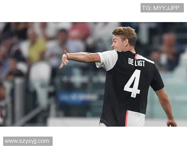 足球明星德里赫特精彩瞬间集锦与个人魅力展现的视觉盛宴 足球明星德里赫特精彩瞬间集锦与个人魅力展现的视觉盛宴